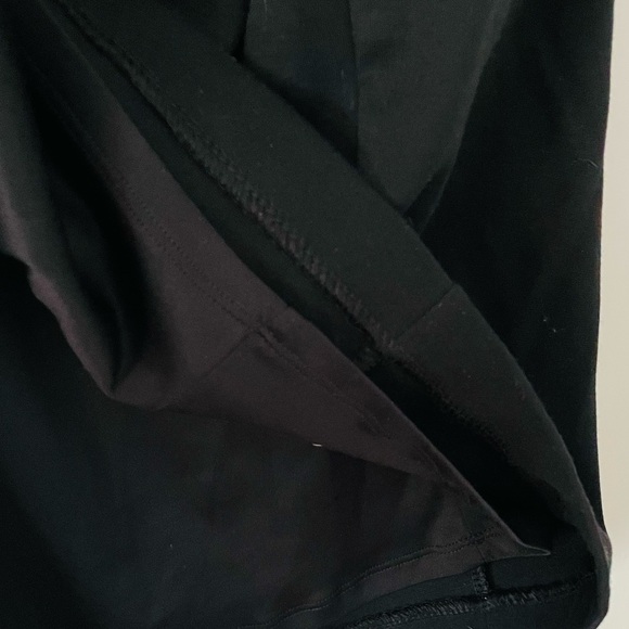 Jennifer Lopez Zipper Front Black Skirt - Picture 2 of 4